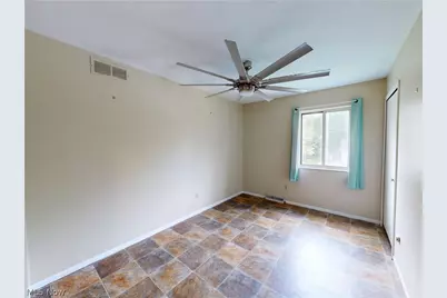 744 Arline Avenue, Eastlake, OH 44095 - Photo 16