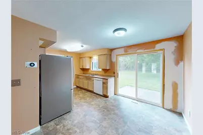 744 Arline Avenue, Eastlake, OH 44095 - Photo 6