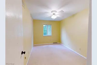 744 Arline Avenue, Eastlake, OH 44095 - Photo 24