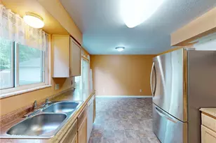 744 Arline Ave, Eastlake, OH 44095 - Photo 10