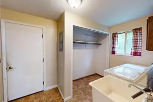 744 Arline Ave, Eastlake, OH 44095 - Photo 14