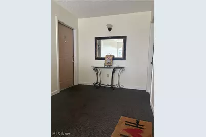 1432 Buckingham Gate Boulevard #H, Cuyahoga Falls, OH 44221 - Photo 2