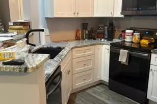 1432 Buckingham Gate Blvd, Cuyahoga Falls, OH 44221 - Photo 6