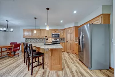 611 Pond View Circle NW, Strasburg, OH 44680 - Photo 6