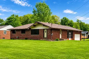 813 Hadcock Rd, Brunswick, OH 44212 - Photo 2