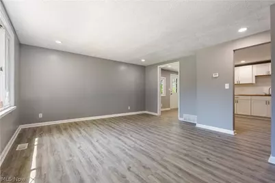 1271 Carol Drive, Kent, OH 44240 - Photo 6