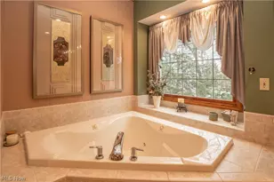 1535 Chadford Gate SE, Canton, OH 44709 - Photo 30