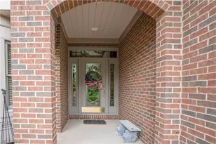 1535 Chadford Gate SE, Canton, OH 44709 - Photo 6