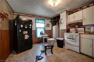 357 3rd St NW, New Philadelphia, OH 44663 - Photo 10