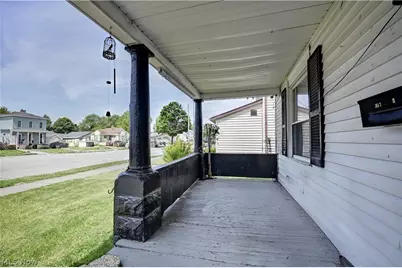 357 3rd Street NW, New Philadelphia, OH 44663 - Photo 4