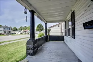 357 3rd St NW, New Philadelphia, OH 44663 - Photo 4