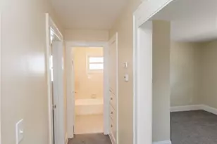 4004 E 41st St, Newburgh Heights, OH 44105 - Photo 32