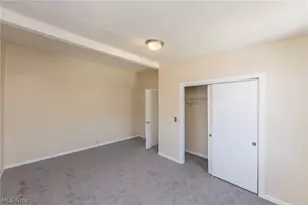 4004 E 41st St, Newburgh Heights, OH 44105 - Photo 28