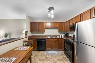 342 Angela Ln, Avon Lake, OH 44012 - Photo 4