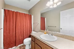 342 Angela Ln, Avon Lake, OH 44012 - Photo 16