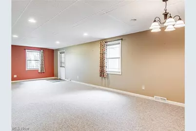 893 West Street Street, Wadsworth, OH 44281 - Photo 30