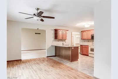 893 West Street Street, Wadsworth, OH 44281 - Photo 14
