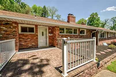8905 Spring Valley Drive, Mentor, OH 44060 - Photo 4