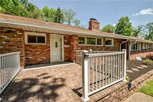 8905 Spring Valley Dr, Mentor, OH 44060 - Photo 4
