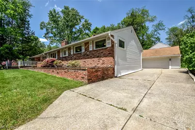 8905 Spring Valley Drive, Mentor, OH 44060 - Photo 2