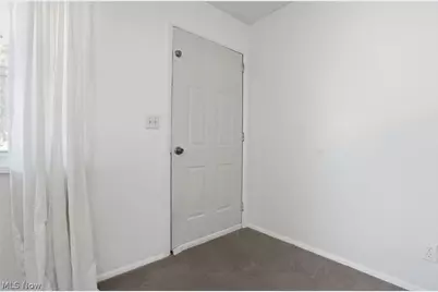 2967 Stockton Avenue, Akron, OH 44314 - Photo 4