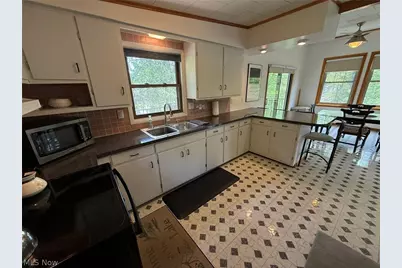 9073 N Shore Drive NE, Mineral City, OH 44656 - Photo 16