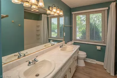 5251 Tanglewood Drive NE, Louisville, OH 44641 - Photo 22