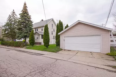 19211 Shawnee Avenue #2/UP, Loveland, OH 44119 - Photo 22