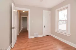 19211 Shawnee Ave, Loveland, OH 44119 - Photo 10