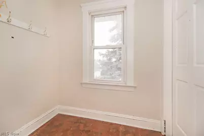 19211 Shawnee Avenue #2/UP, Loveland, OH 44119 - Photo 16