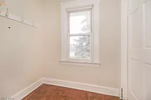 19211 Shawnee Ave, Loveland, OH 44119 - Photo 16