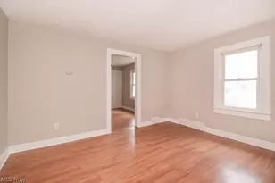 19211 Shawnee Ave, Loveland, OH 44119 - Photo 4