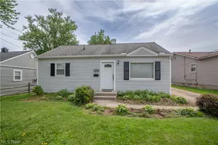 1060 Orchard Ave NE, North Canton, OH 44720 - Photo 2