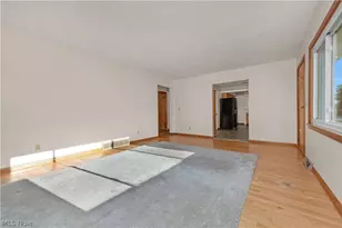 128 Forest Blvd, Avon Lake, OH 44012 - Photo 6
