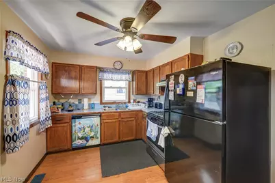 3155 Toledo Avenue, Lorain, OH 44055 - Photo 12
