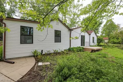 701 Portage Lakes Drive, Coventry, OH 44319 - Photo 8