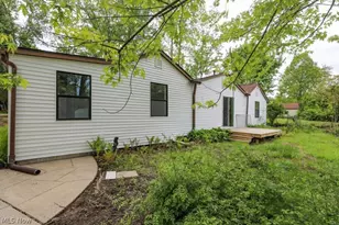 701 Portage Lakes Drive, Coventry, OH 44319 - Photo 8