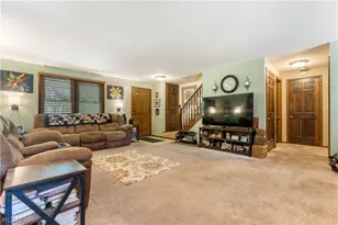 1649 Harmony Ln SW, North Canton, OH 44709 - Photo 4