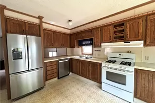 1229 Columbiana Lisbon Rd, Columbiana, OH 44408 - Photo 10