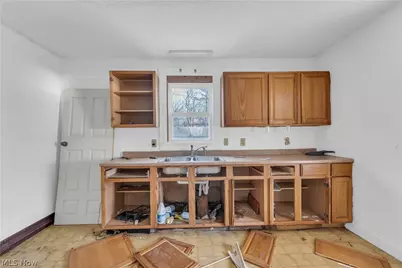 345 12th Street, Elyria, OH 44035 - Photo 10
