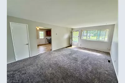 9214 Blueberry Lane, Macedonia, OH 44056 - Photo 4