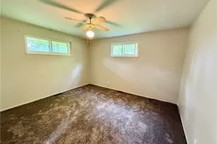 9214 Blueberry Ln, Macedonia, OH 44056 - Photo 16