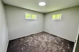 9214 Blueberry Ln, Macedonia, OH 44056 - Photo 12