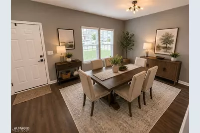 205 S Settlers Lane, Painesville, OH 44077 - Photo 2