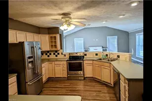 3029 Cinnamon Dr W, West Salem, OH 44287 - Photo 2