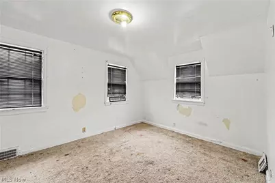 1358 Peckham Street, Akron, OH 44320 - Photo 16