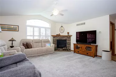 233 Woodbury Circle, Dalton, OH 44618 - Photo 8