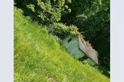 1112 Swann Rd, Charleston, WV 25314 - Photo 2