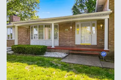 3410 Lindbergh Avenue NW, Canton, OH 44718 - Photo 4