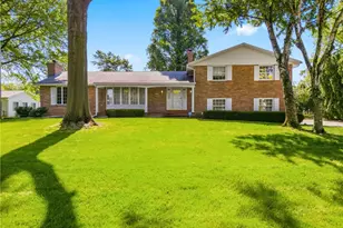 3410 Lindbergh Ave NW, Canton, OH 44718 - Photo 2